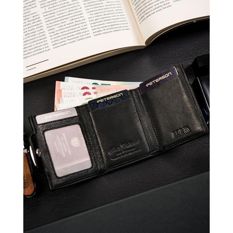 Portfel, czarny, skórzany, Peterson