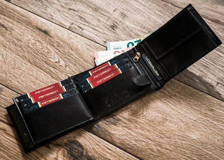 Portfel, czarny, skórzany, RFID, Peterson