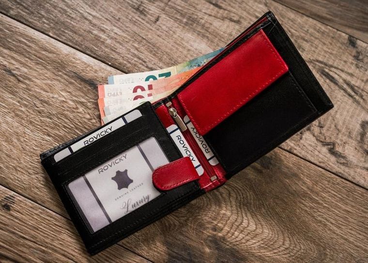 Portfel, czarny, skórzany, RFID, Rovicky