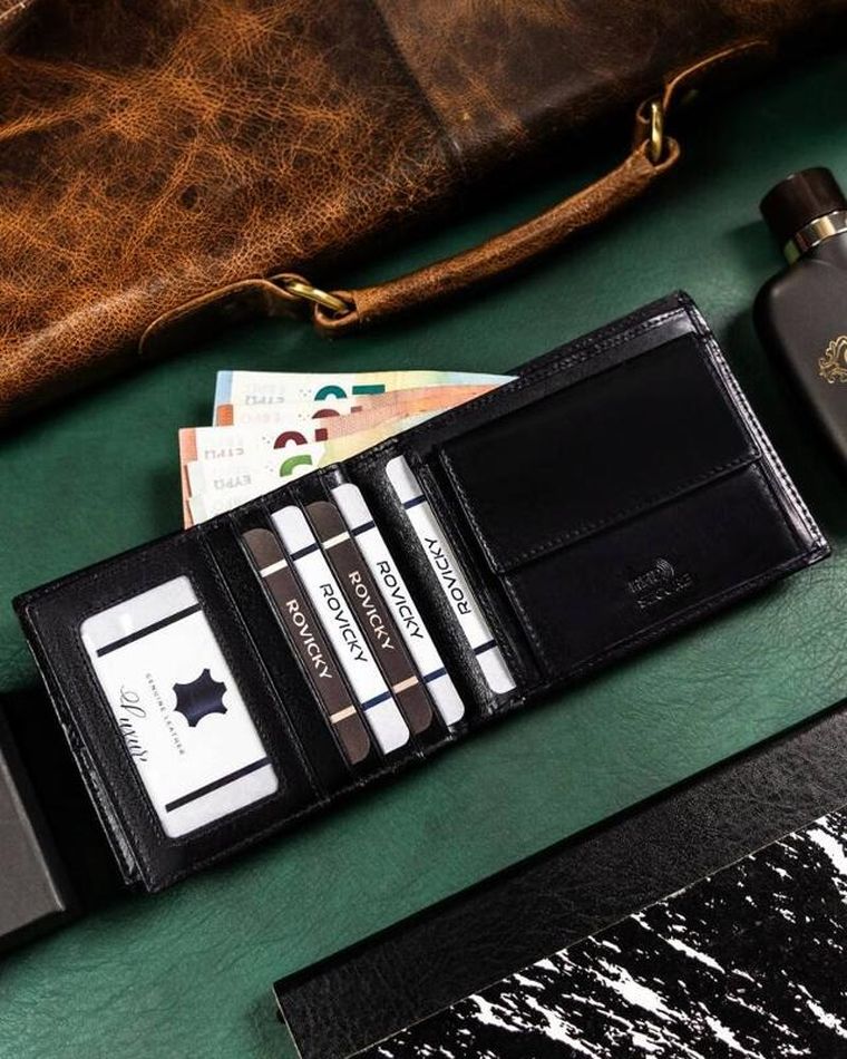 Portfel, czarny, skórzany, RFID, Rovicky