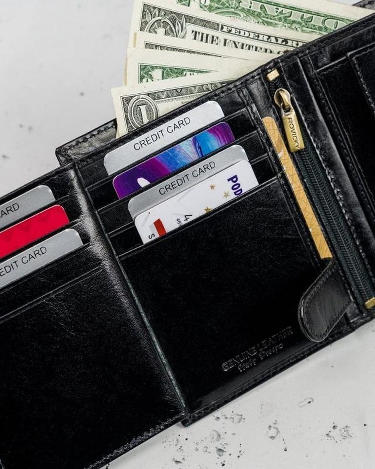 Portfel, czarny, skórzany, RFID, Rovicky