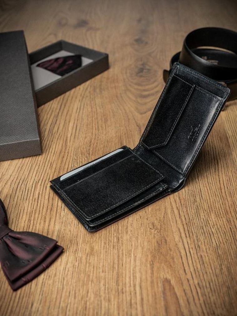 Portfel, czarny, skórzany, RFID, Rovicky