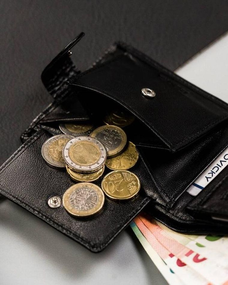 Portfel, czarny, skórzany, RFID, Rovicky