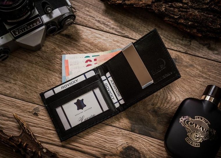 Portfel, czarny, skórzany, Rovicky