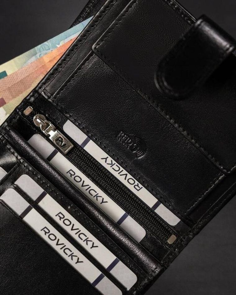 Portfel, czarny, skórzany, Rovicky