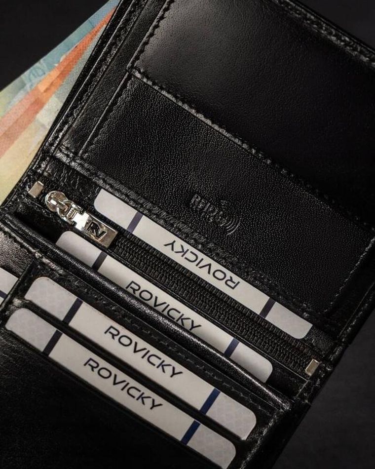 Portfel, czarny, skórzany, Rovicky