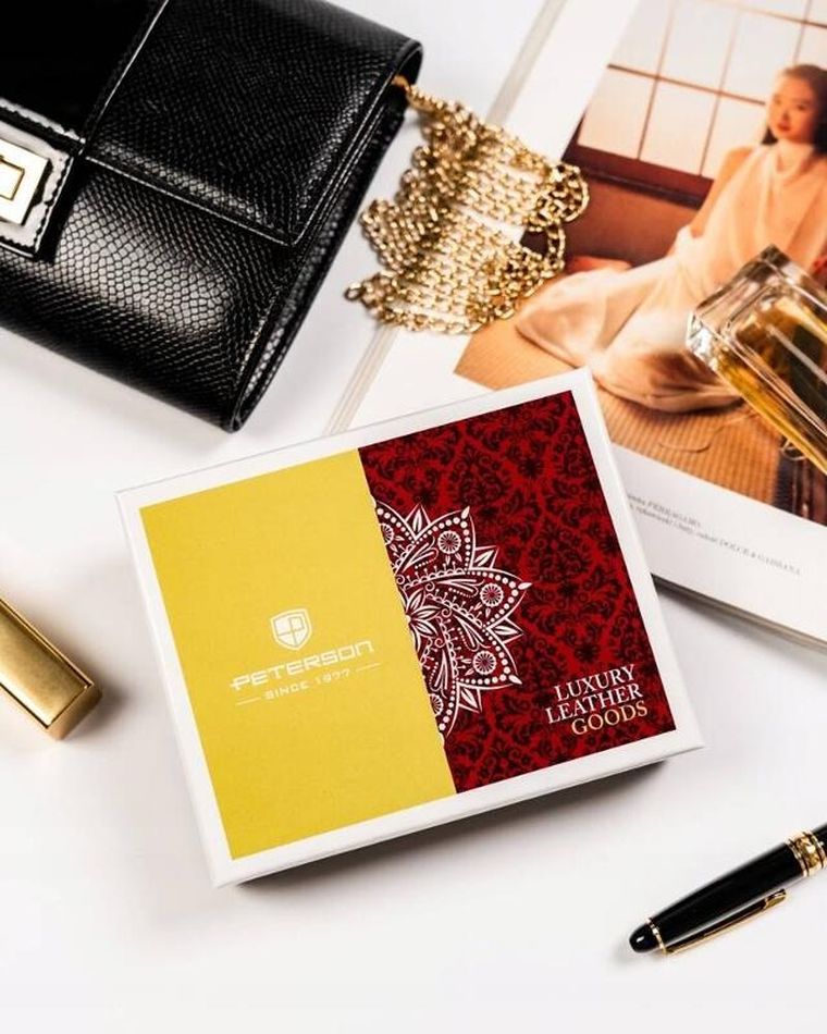 Portfel, czerwony, skórzany, Peterson