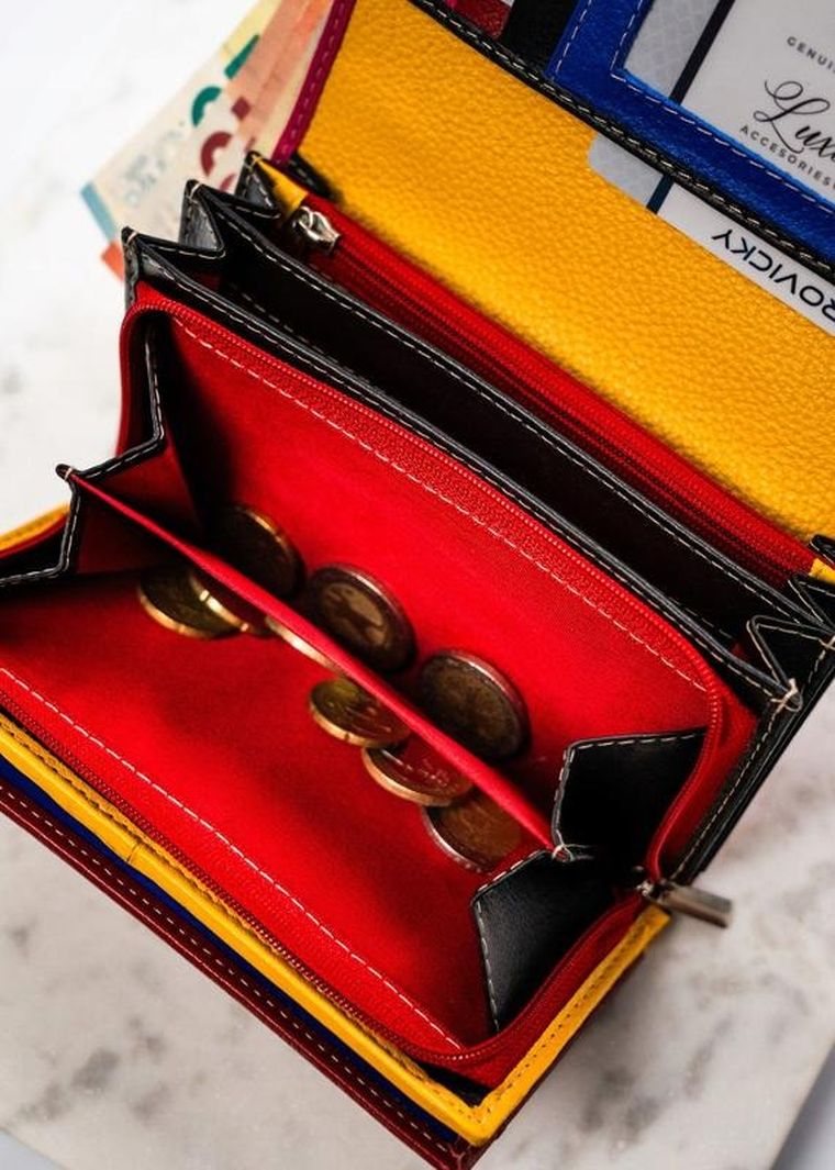 Portfel, czerwony, skórzany, Rovicky