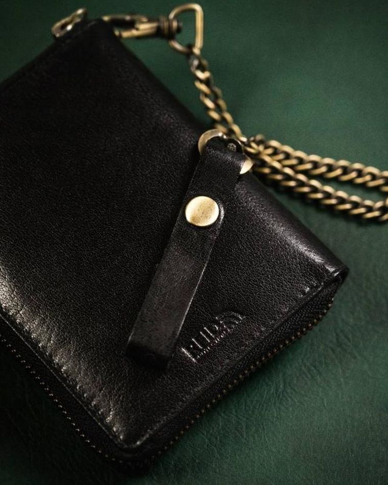 Portfel z łańcuszkiem, czarny, skórzany, Peterson