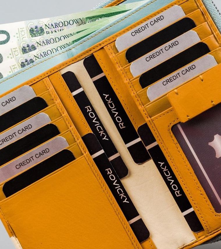 Portfel, żółty, skórzany, Rovicky