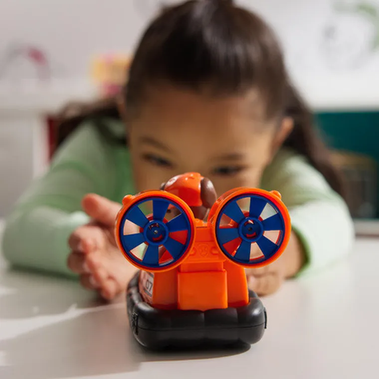 Psi Patrol, Zuma, pojazd z figurką