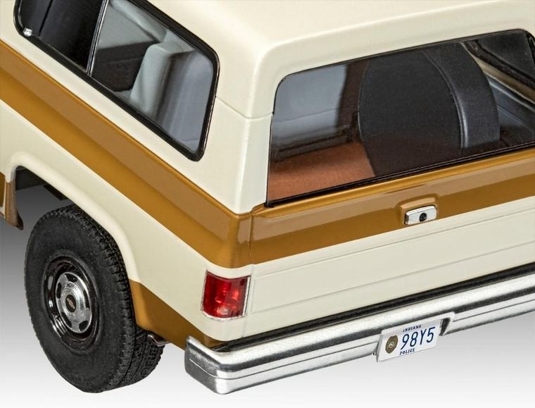 Revell, Stranger Things, Chevrolet K5 Blazer 1985, model pojazdu do sklejania, 1:25