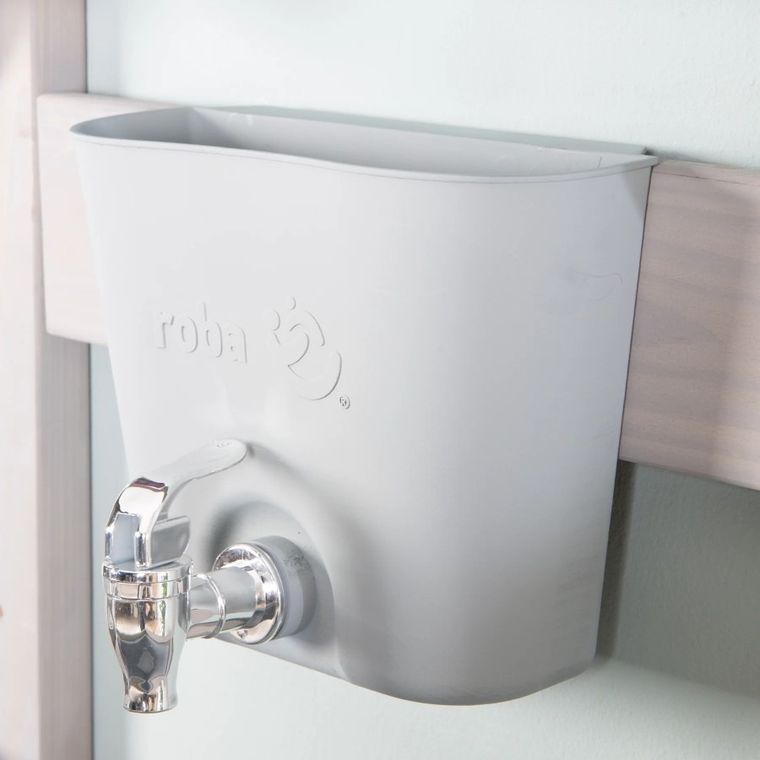 Roba, drewniana kuchnia ogrodowa, szara