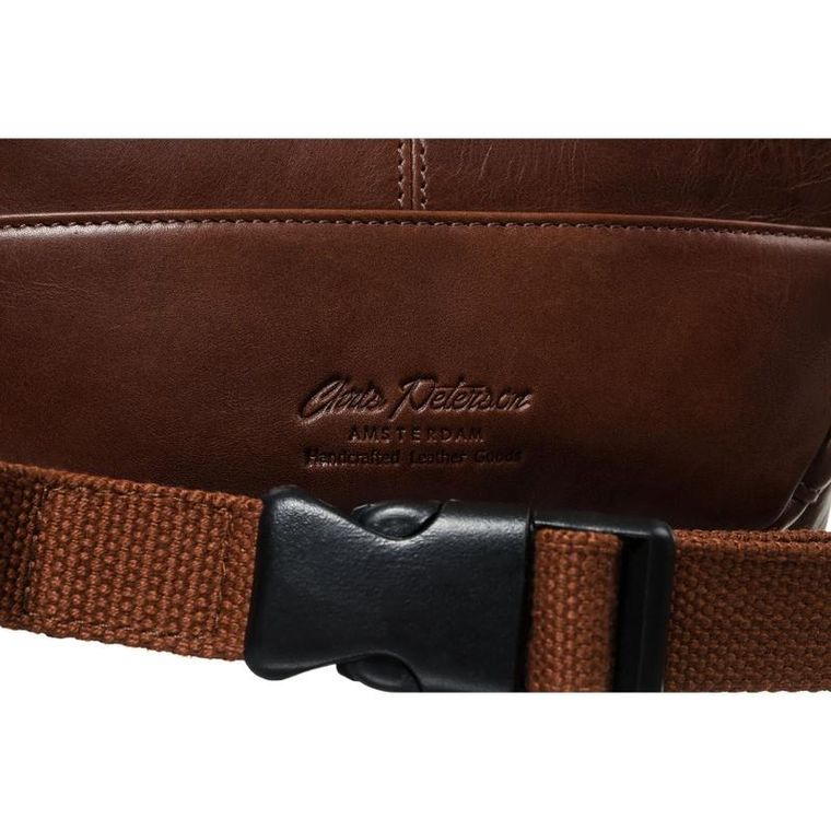 Saszetka na biodro, nerka, brązowa, skórzana, Peterson