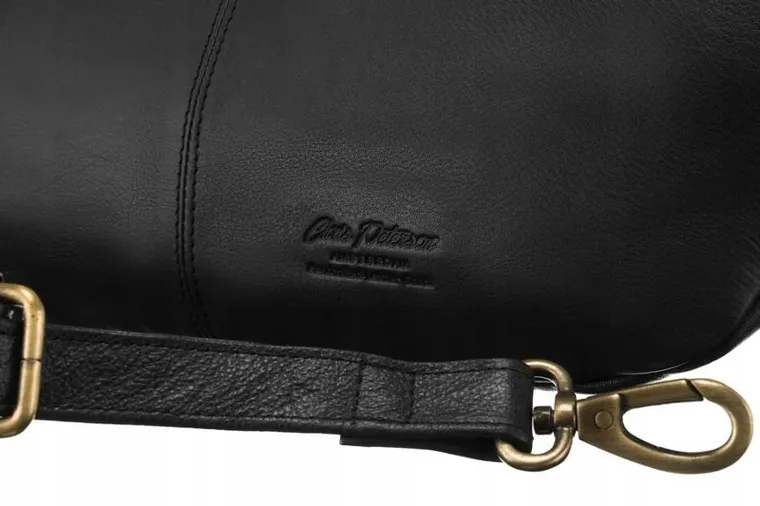 Saszetka na biodro, nerka, czarna, skórzana, Peterson