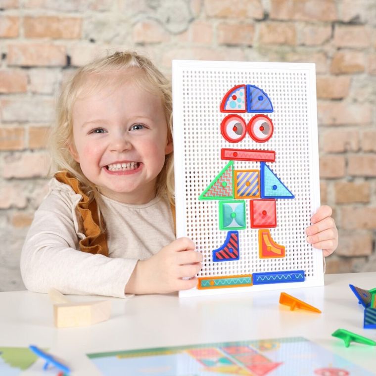 SES Creative, My Fist, Stuku Puku, przybijanki