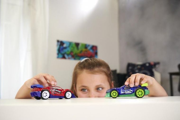 Simba, Streets'n Beatz, Midnight Racer, pojazd pull-back, światło i dźwięk, 14 cm