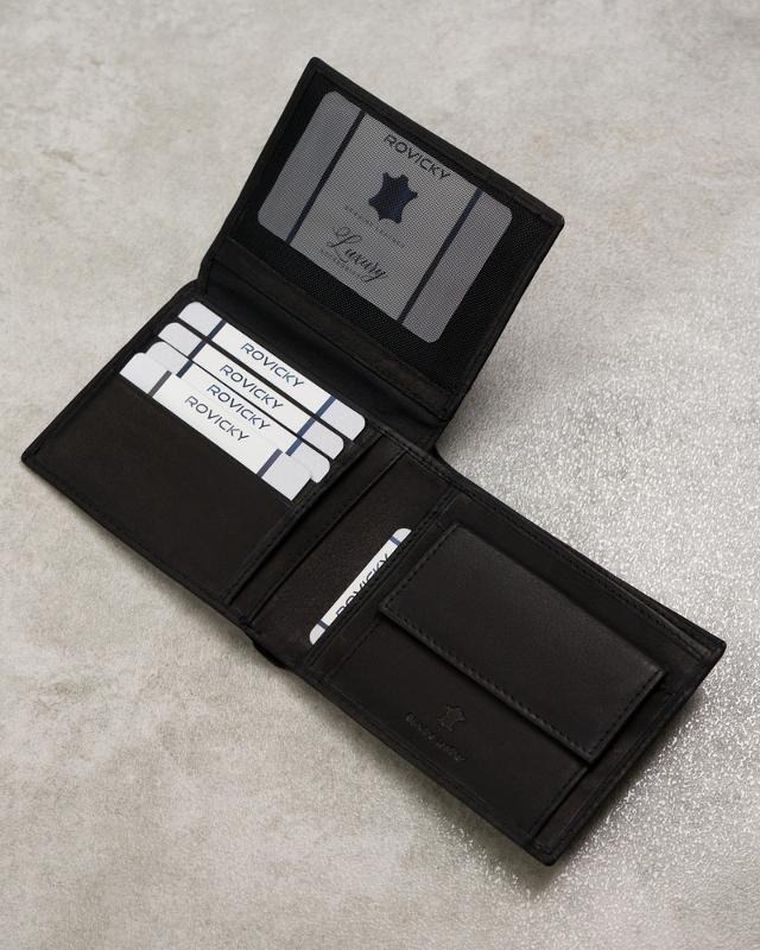 Skórzany portfel zdobiony monogramem, Forever Young