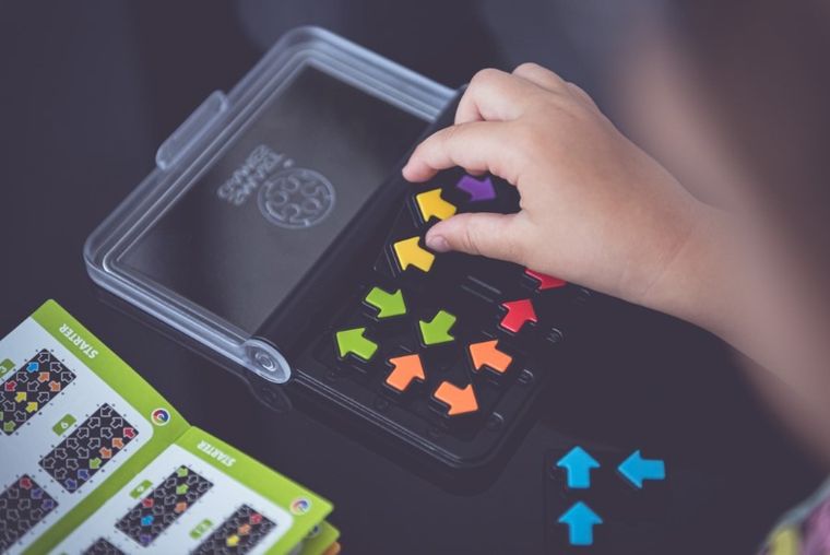 Smart Games, IQ Arrows, gra logiczna