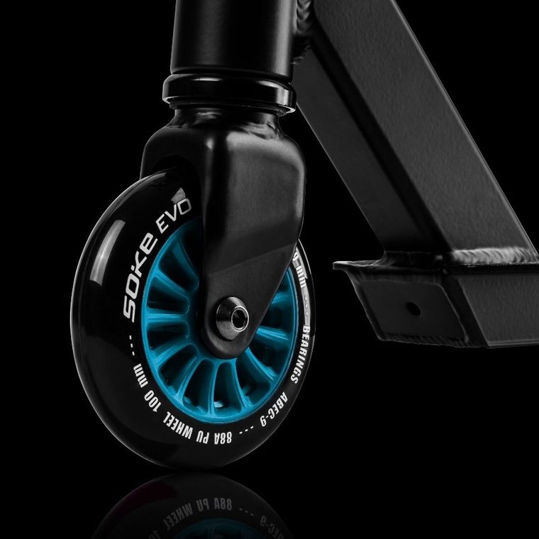 Soke, Strunt Evo, hulajnoga wyczynowa, czarno-niebieska