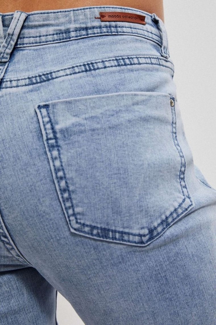 Spodnie jeansowe damskie, medium waist, niebieskie, Moodo