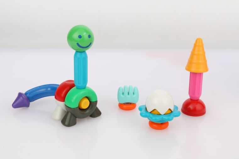 Stick-O, Kot i Pies, klocki magnetyczne, 27 elementów