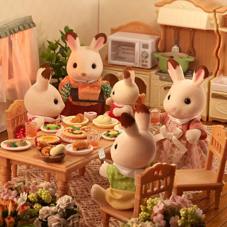 Sylvanian Families, rodzina królików z czekoladowymi uszkami, zestaw figurek, 5655