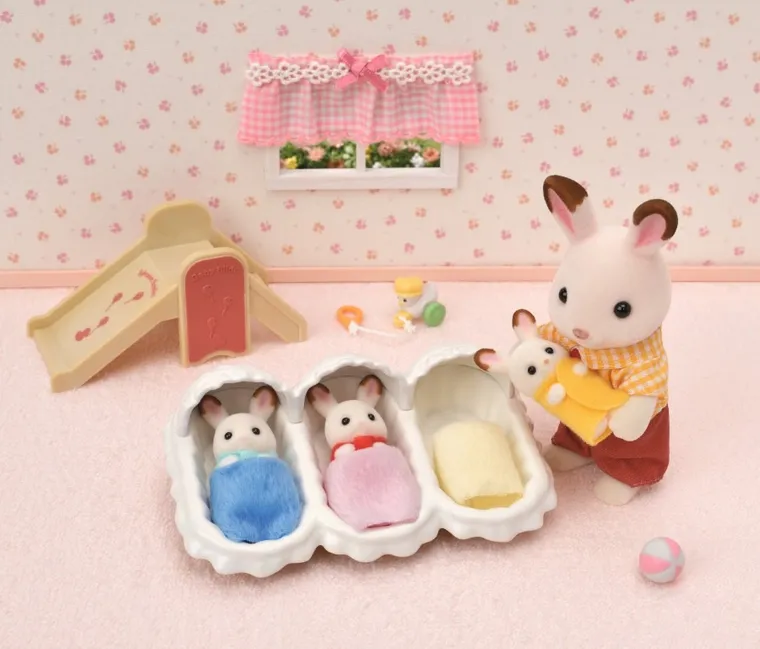 Sylvanian Families, Trojaczki Króliczków z czekoladowymi uszami, zestaw figurek, 5532