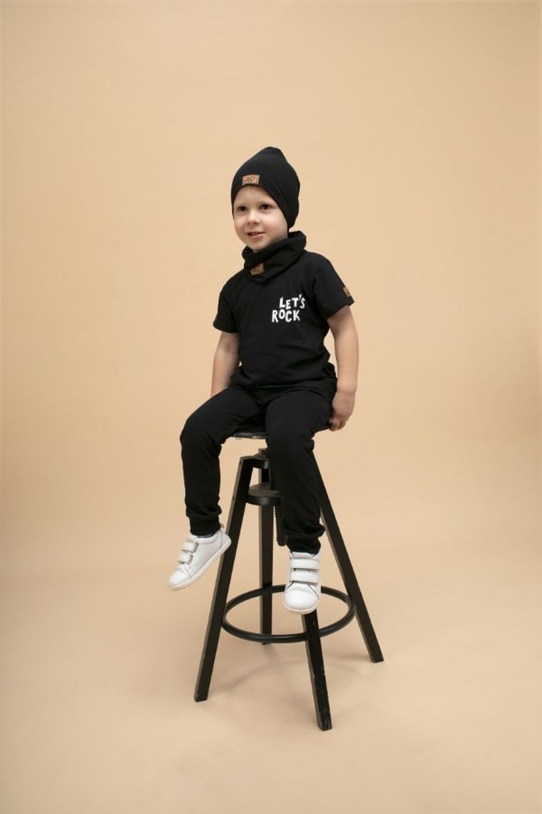 T-shirt chłopięcy, czarny, Pinokio