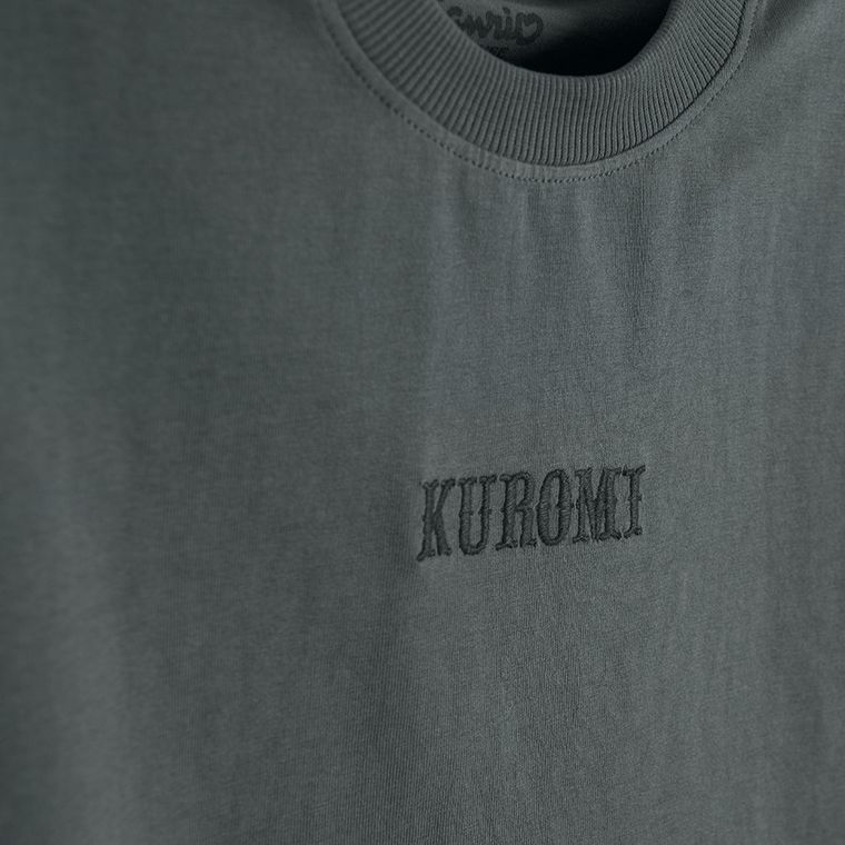 T-shirt oversize z bawełny czesanej Kuromi NOWEAR