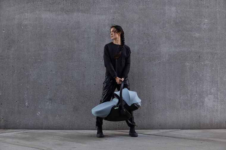 Thule, Maple, pokrowiec na nóżki do fotelika samochodowego dla niemowląt, Mid Blue