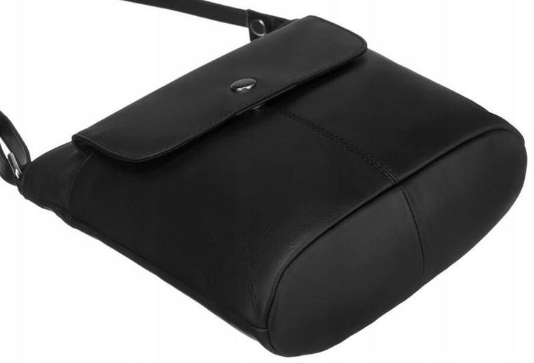 Torebka listonoszka, czarna, skórzana, Peterson