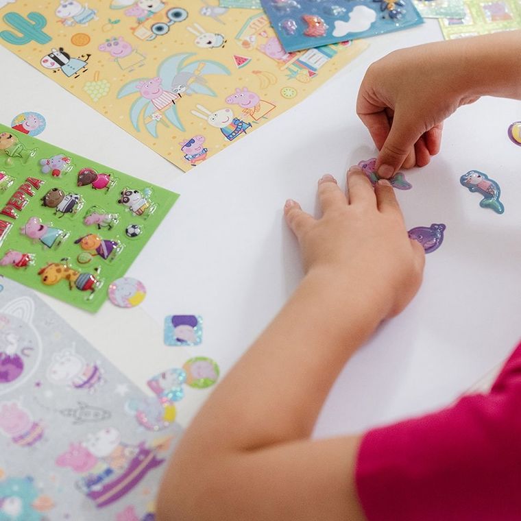 Totum, Świnka Peppa, duży zestaw naklejek, 300 elementów