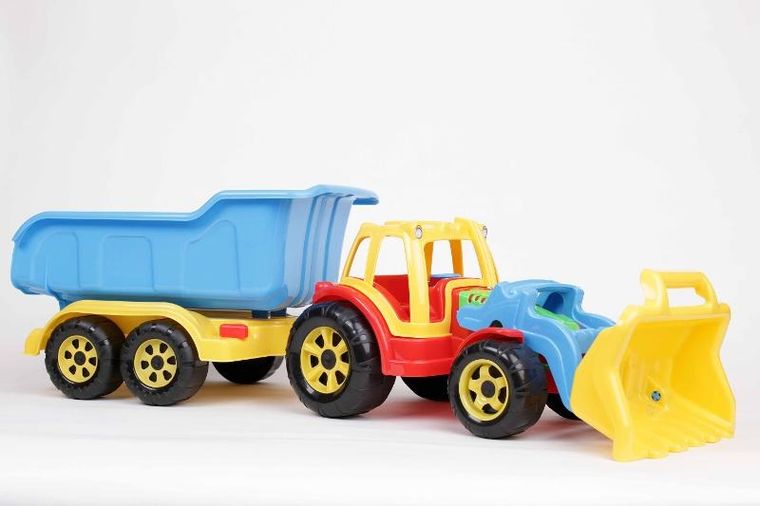 Traktor z ładowarką i przyczepą, pojazd rolniczy