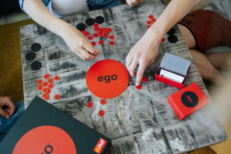 Trefl, Ego, gra towarzyska