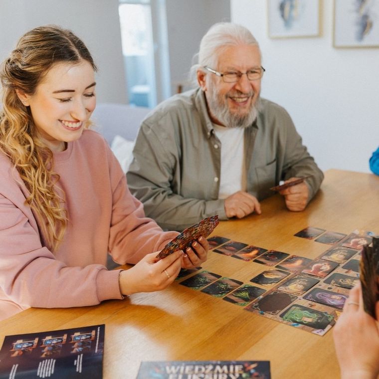Trefl, Wiedźmie eliksiry, gra karciana