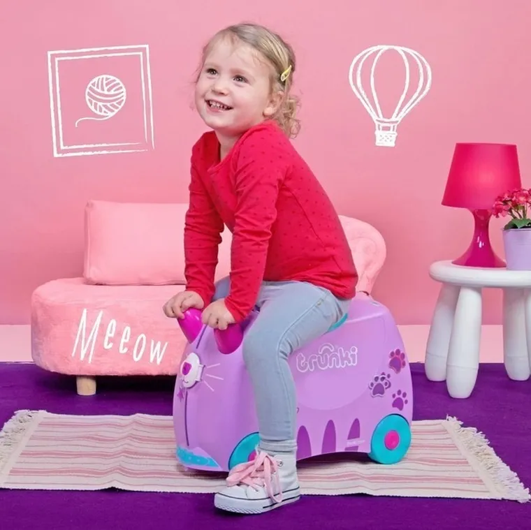 Trunki, Kotek Cassie, jeżdżąca walizeczka, fioletowa