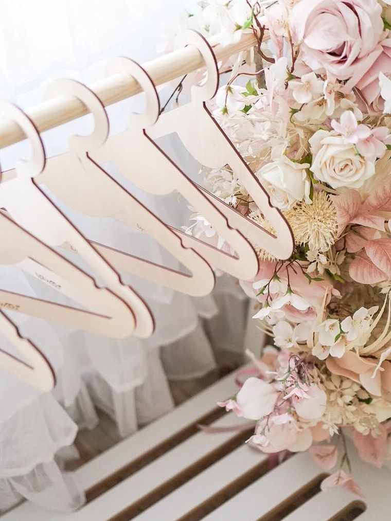 tupti.wood, drewniany wieszak dziecięcy na ubrania