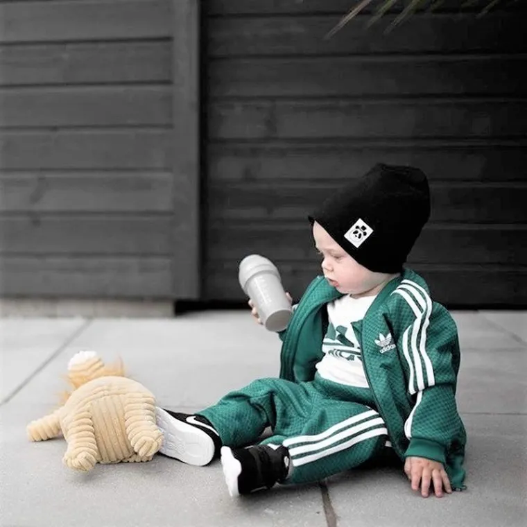 Twistshake, butelka antykolkowa, 180 ml, pastelowa szara