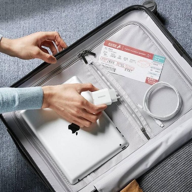 Ugreen, ładowarka sieciowa, USB Power Delivery 3.0 Quick Charge 4.0+, 20W, 3A, biały