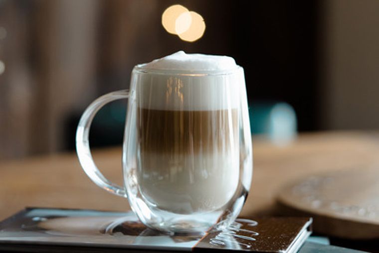 Vialli Design, Amo, komplet 2 szklanek z podwójną ścianką, 300 ml