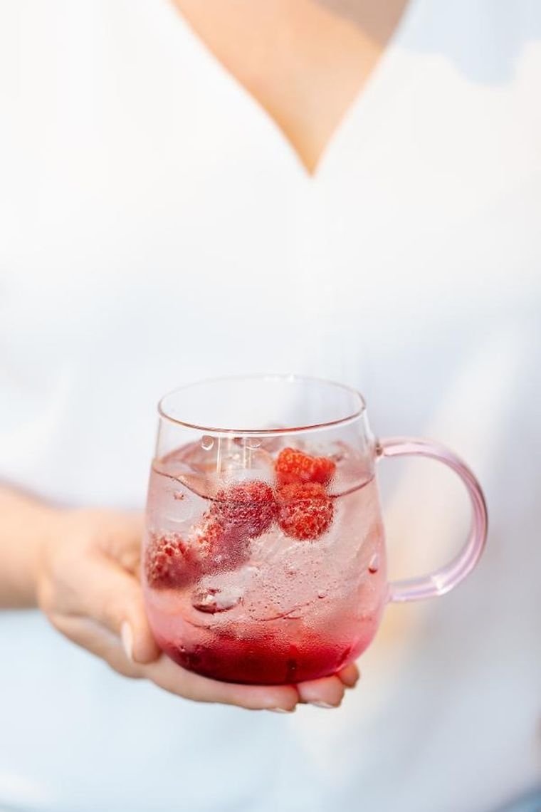 Vialli Design, Bolla, szklanki z uchem, różowe, 400 ml, 2 szt.