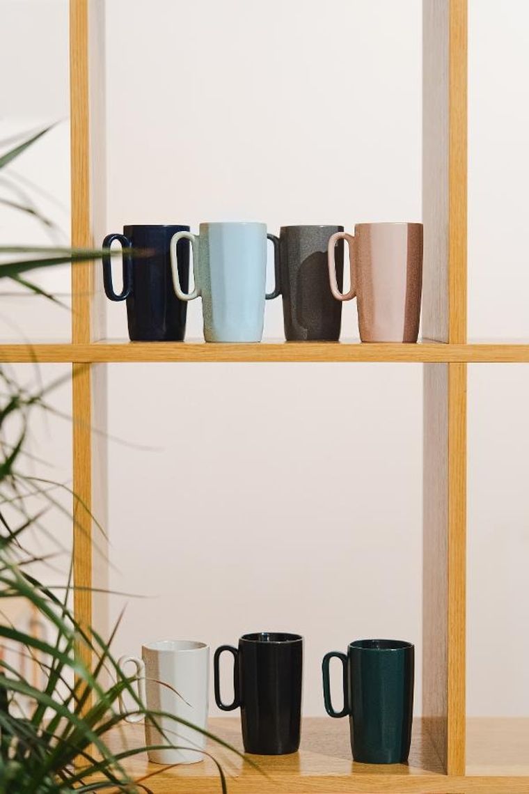 Vialli Design, dwa kubki ceramiczne z uszkiem, 330 ml, Fuori różowe