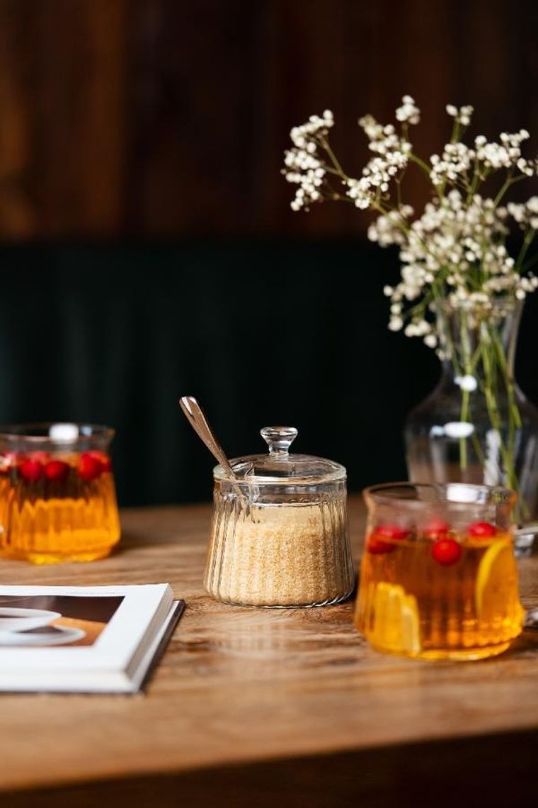 Vialli Design, Mia, cukiernica szklana z pokrywką, 250 ml