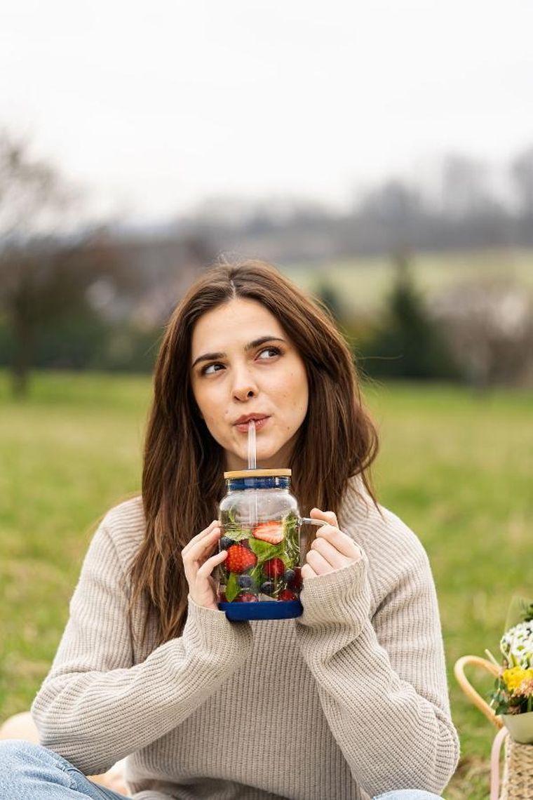 Vialli Design, słoik ze słomką, 600 ml, granatowy Fuori