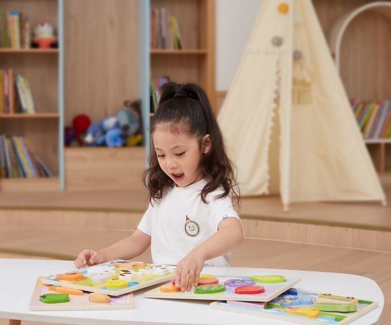 Viga, farma, puzzle na podkładce, 7 elementów