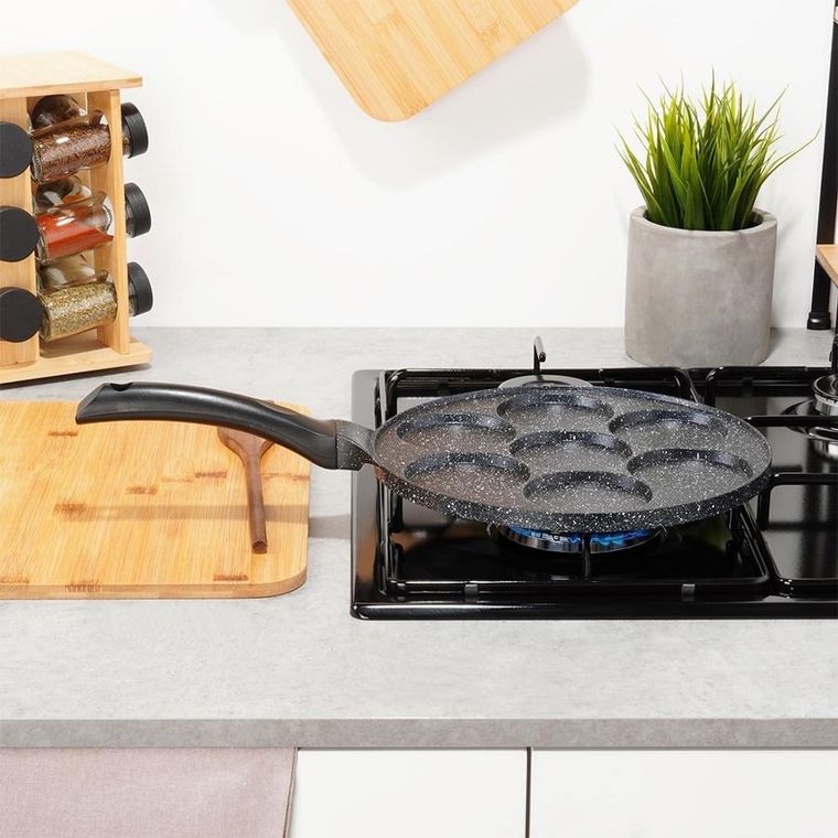 Vilde, Basic Line, patelnia do jajek, granitowa, 7 otworów, 26 cm