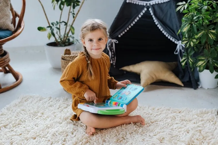 Vtech, Pierwszy Słownik Przedszkolaka, zabawka interaktywna