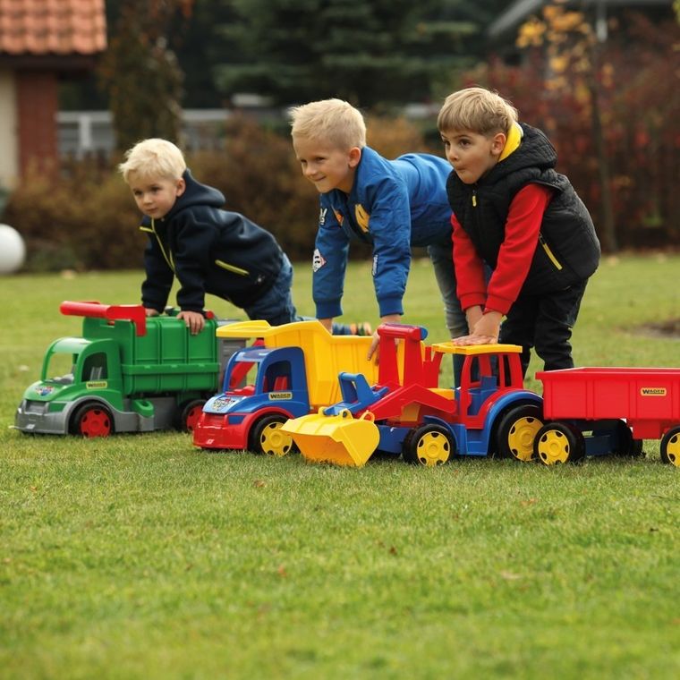 Wader, Gigant, traktor ładowarka z przyczepą