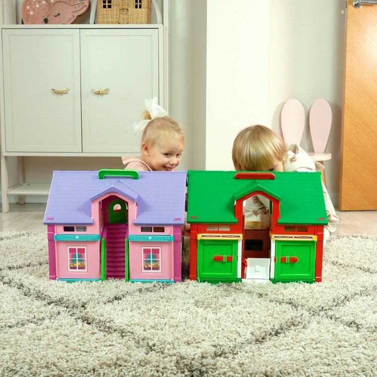 Wader, Play House, farma